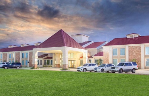Central Oklahoma City Hotel | Super 8 by Wyndham Oklahoma City