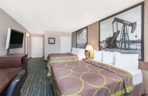 Central Oklahoma City Hotel | Super 8 by Wyndham Oklahoma City