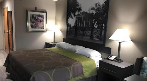 Kreole Hotel | Super 8 by Wyndham Pascagoula