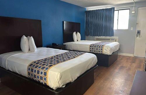 Portsmouth Hotel | Super 8 by Wyndham Portsmouth - Norfolk