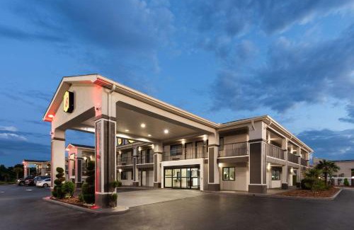 Prattville Hotel | Super 8 by Wyndham Prattville Montgomery