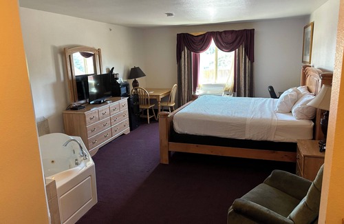 Rexburg Hotel | Super 8 by Wyndham Rexburg