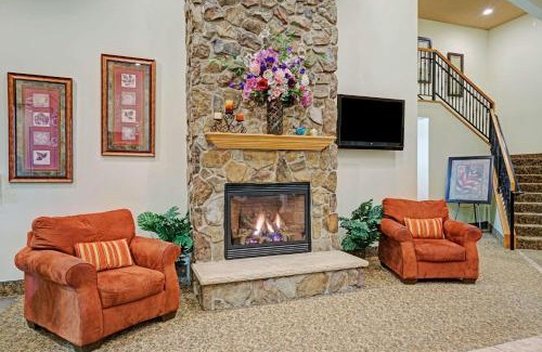 Rogers Hotel | Super 8 by Wyndham Rogers Minnesota