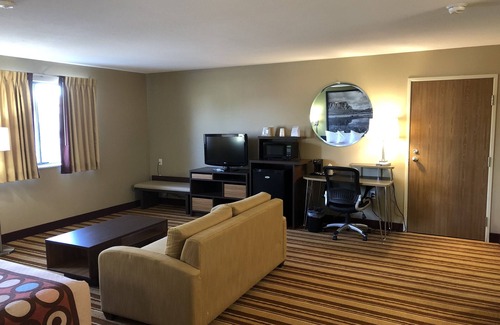 South Jordan Hotel | Super 8 by Wyndham S Jordan/Sandy/Slc Area