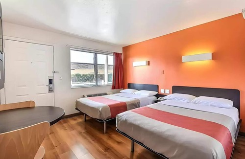 East San Jose Hotel | Super 8 By Wyndham San Jose
