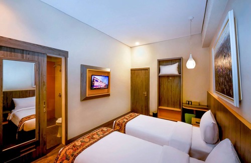 Surakarta Hotel | Super 8 By Wyndham Solo Indonesia