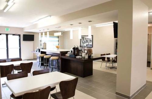 Stanton Hotel | Super 8 by Wyndham Stanton