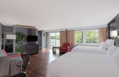 Sturbridge Hotel | Super 8 by Wyndham Sturbridge