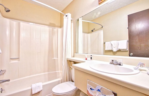 Christiansburg Hotel | Super 8 by Wyndham Christiansburg