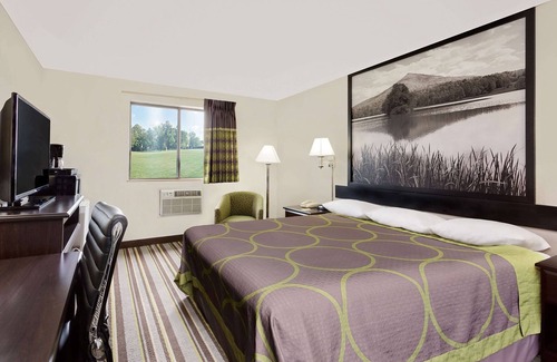 Waynesboro Hotel | Super 8 by Wyndham Waynesboro