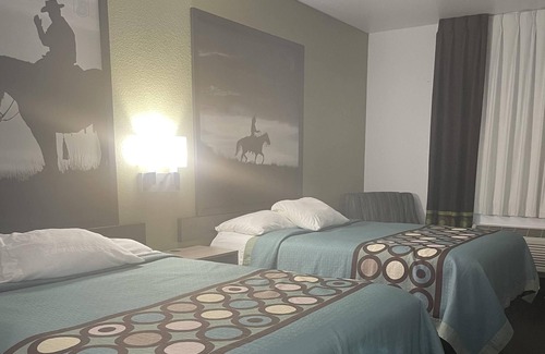 Weatherford Hotel | Super 8 by Wyndham Weatherford