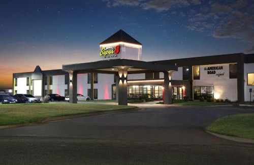 Wichita Hotel | Super 8 by Wyndham Wichita South