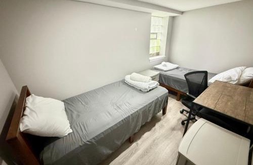 Back of the Yards House | Super Amazing Place To Stay Near Downtown! Free Parking