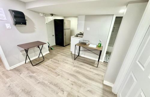Back of the Yards House | Super Amazing Place To Stay Near Downtown! Free Parking