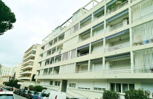 California - Pezou Apartment | Super Appart 50 m from Martinez and the Croisette
