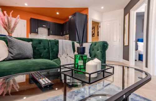 Montpelier Apartment | Super Central 2 Bedroom Flat I Next to Shopping Center & Brighton Beach