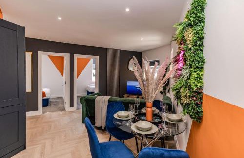 Montpelier Apartment | Super Central 2 Bedroom Flat I Next to Shopping Center & Brighton Beach