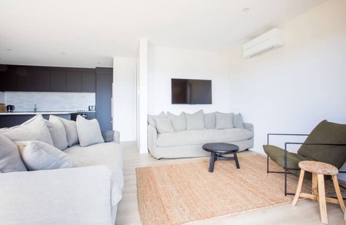 Wanaka House | Super Central in Wanaka - Luxury villa only a 5 minute walk to town