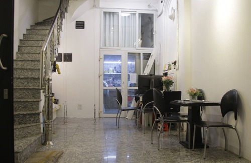 Hang Buom House | Super Centre - Hanoi All Nations Homestay std+pvr 1-2 Queen Beds