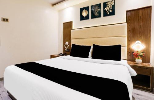 Mumbai Hotel | Super Collection O Andheri Near Western Express Highway