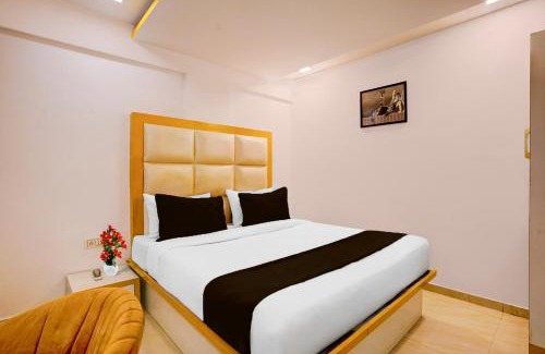 Andheri West Hotel | Super Collection O Andheri West Near KokilaBen Hospital