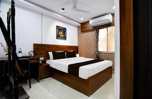 Chinar Park Hotel | Super Collection O Chinar Park Near Airport