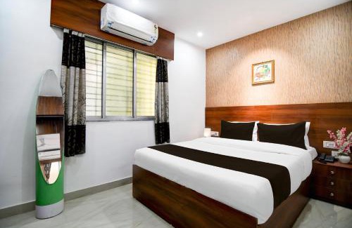 Chinar Park Hotel | Super Collection O Chinar Park Near Airport