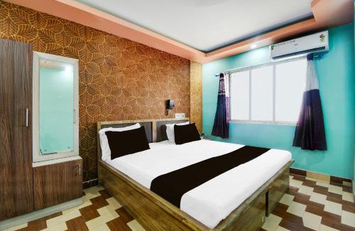 Rampur Hat Hotel | Super Collection O Tarapith Railway Junction Formerly Newtown Park