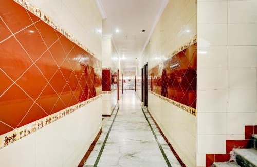 Khattalwada Hotel | Super Collection O Vadapalani Formerly Mahalakshmi Inn