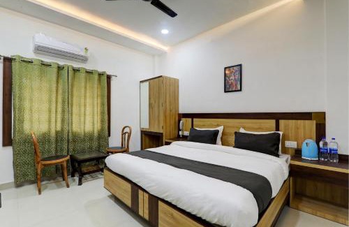 Varanasi Hotel | Super Collection O Vairagi Villa Shi