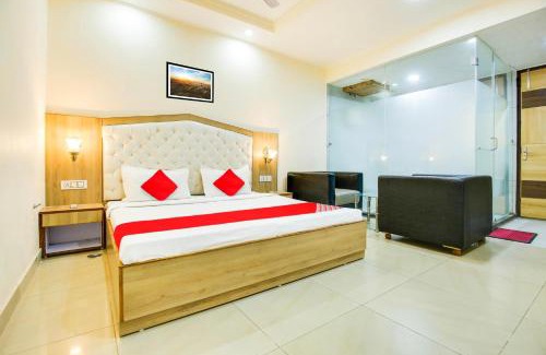 Phagwara Hotel | Super Collection O White Prime