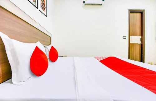Phagwara Hotel | Super Collection O White Prime