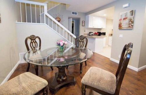 West Covina House | Super convenience 3BE/2.5BA