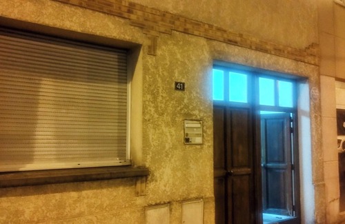 La Courneuve Apartment | Super-convenient studio just a 1-minute streetcar ride from central Paris