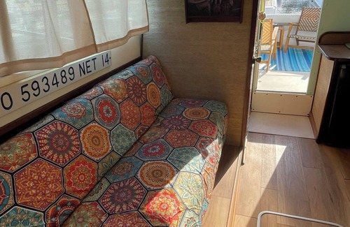 Key West Boat Rental | Super-Cozy boat in Key West!