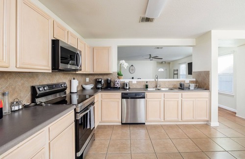 Round Rock House | Super cute and cozy house!