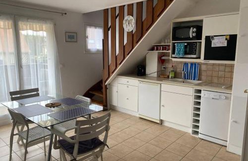 Merville-Franceville-Plage Apartment | Super duplex bord de mer, histoire nature sport.