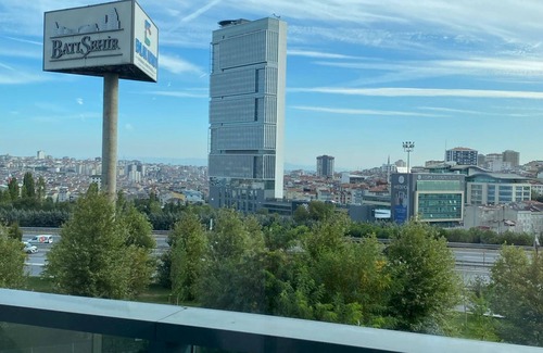 Bagcilar Apartment | Super Deluxe 1+1 Apartment for Rent in the Heart of European Istanbul