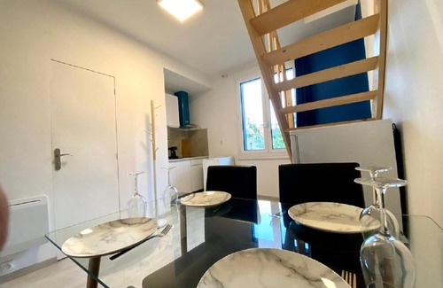 Quartier de France Apartment | Super Duplex du bord d'Allier