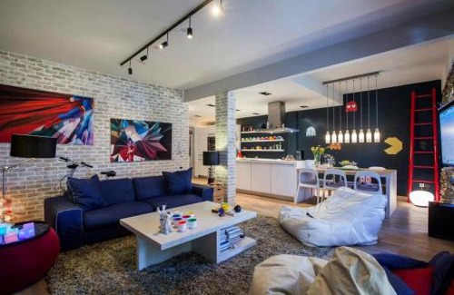Pylaia-Chortiatis Apartment | Super Heroes Apartment