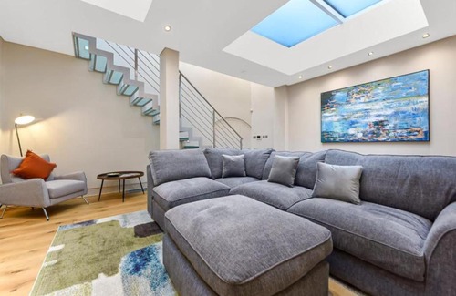 Queen's Gate Apartment | Super High-End Kensington House near Hyde Park