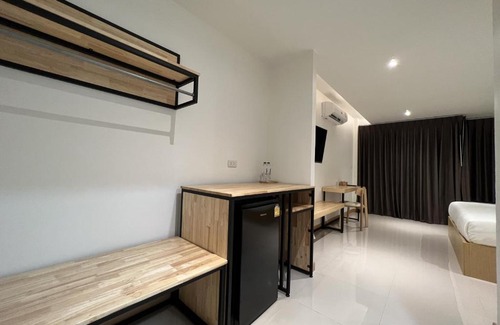 Phetchaburi Hotel | Super Highway Hotel