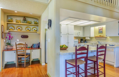 Princeville Condo | Super Homey & Comfortable Townhouse - Walk to Shops/Dining/Great Beaches