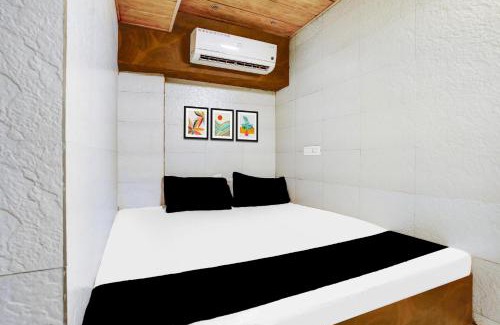 Khattalwada Hotel | Super Hotel O Ambedkar Chowk Ulhasnagar