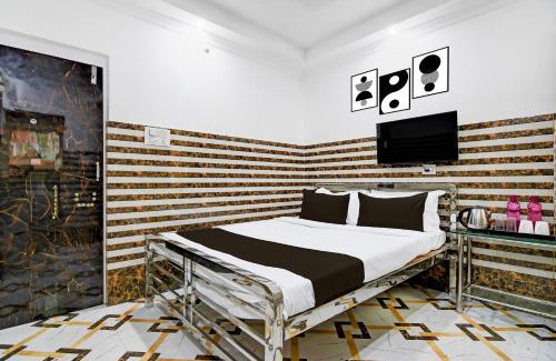 Kolkata Hotel | Super Hotel O Hiland Park Formerly Ayush Villa