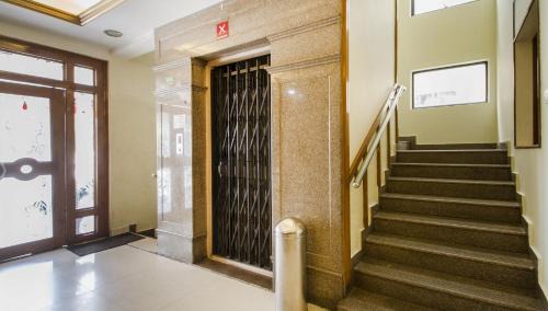 Ameerpet Hotel | Super Hotel O Surya Residency