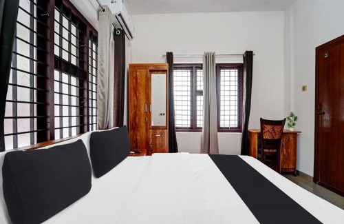 Kozhikode Hotel | Super Hotel O West Hill near Mietra Hospital