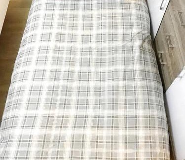 Lewisham House | Super Large Ensuite Bedroom in Penthouse-Max 3 ppl