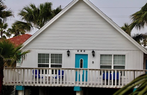 South Padre Island House | SUPER LOCATION, MIDDLE OF THE ISLAND