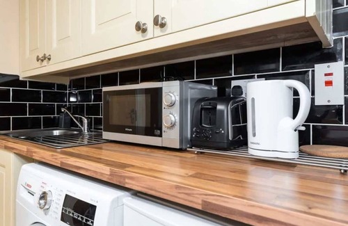 Rathmines Apartment | Super Location Cosy studio*reliable WIFI & TV